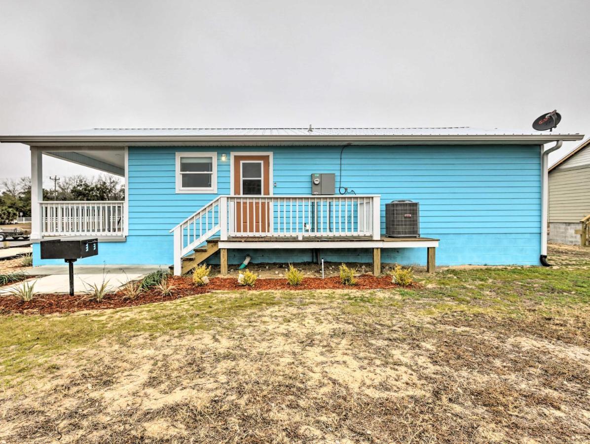 Family-Friendly Home, Walk To Steinhatchee River! Buitenkant foto