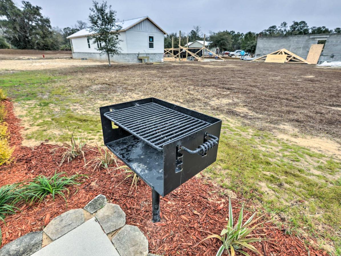 Family-Friendly Home, Walk To Steinhatchee River! Buitenkant foto